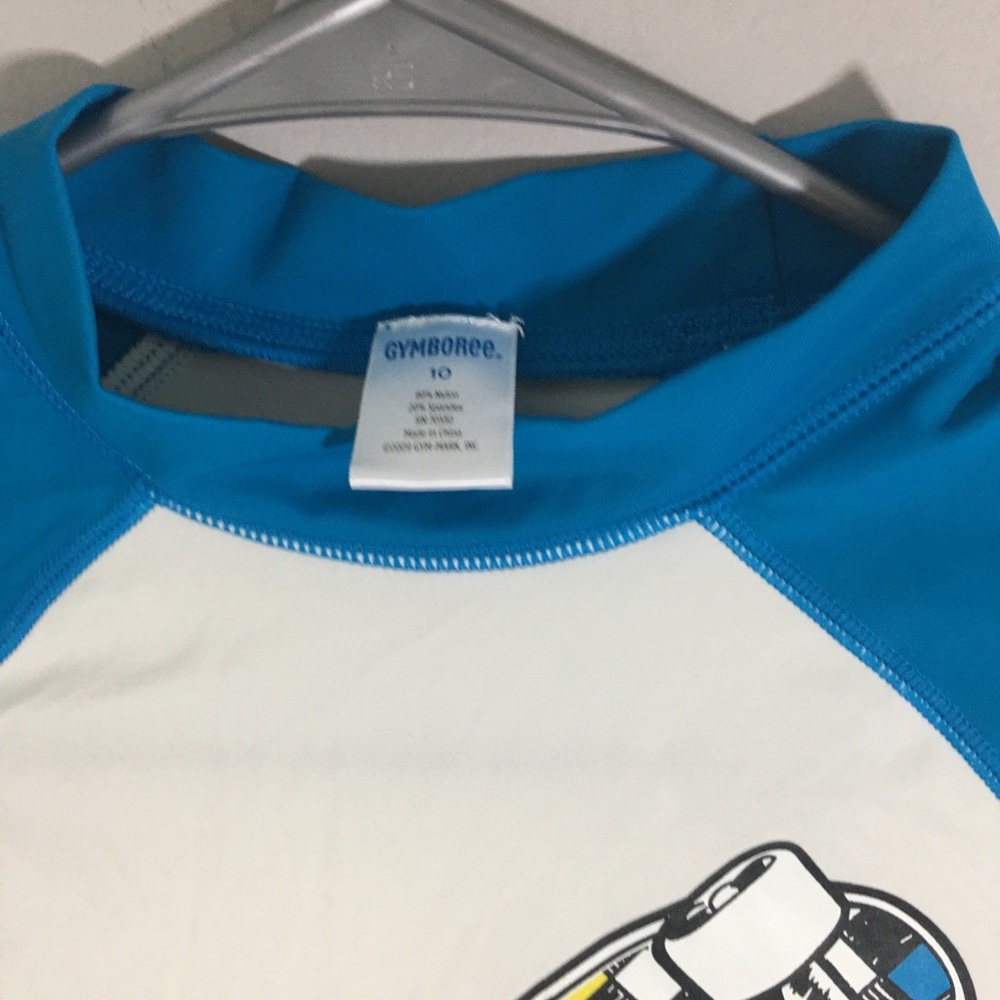 Gymboree Boys  Rashguard Shirt - Picture 3 of 4